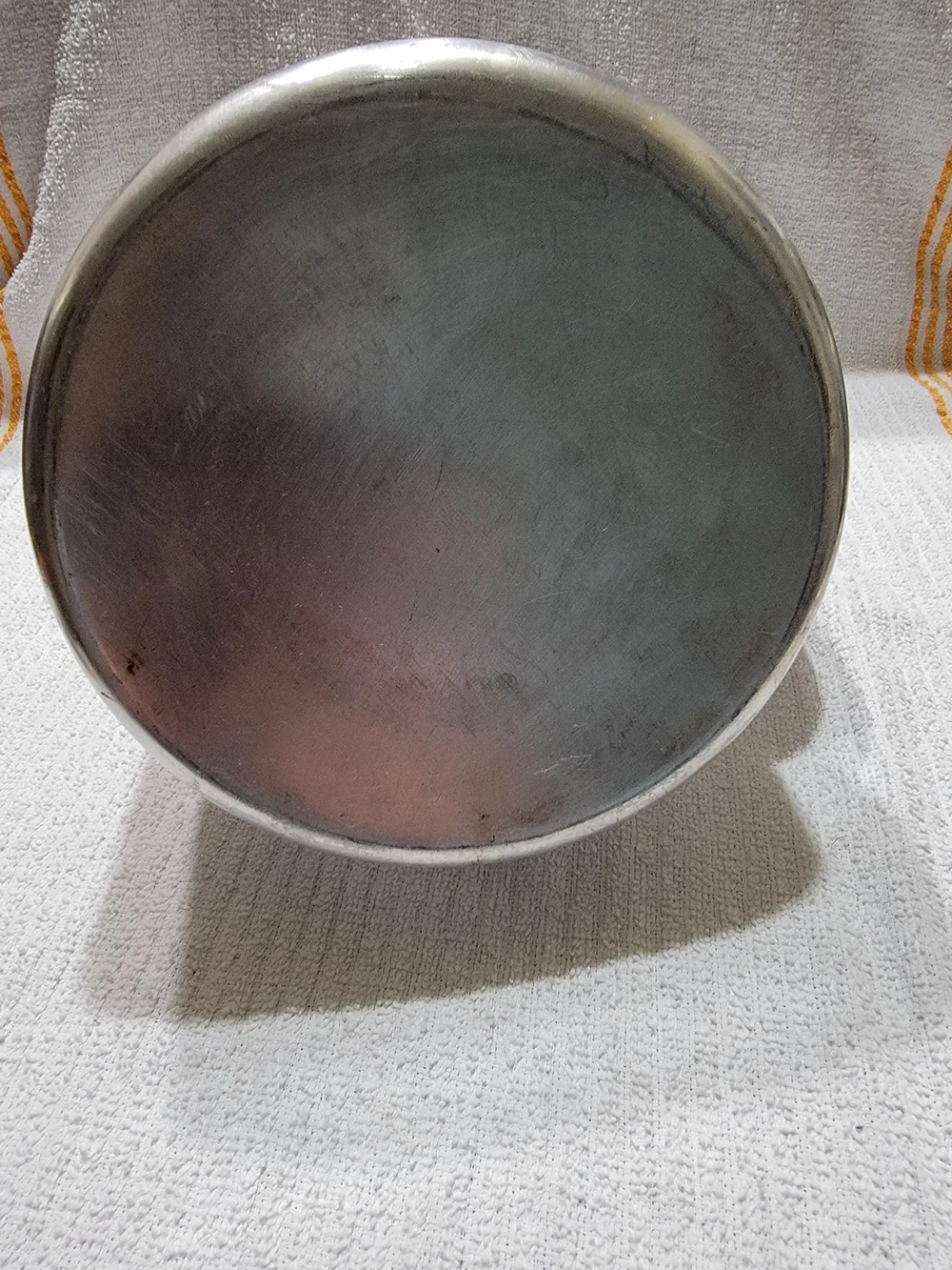 Vintage Red-Handled Aluminum Tea Kettle - Classic Home Kitchen Kettle